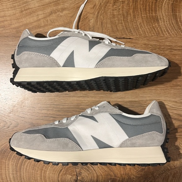 New Balance 327 Grateful Grey Men’s size 12 - Picture 3 of 6